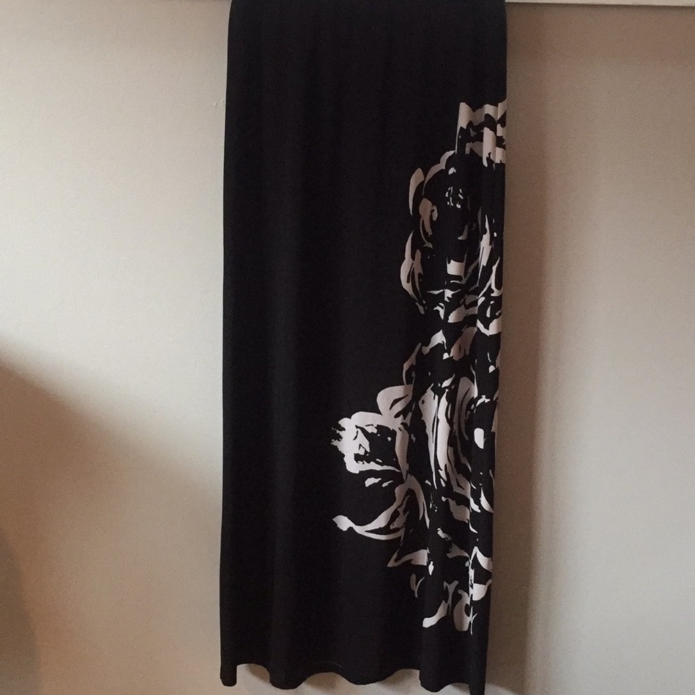 Black & White Floral Maxi Skirt